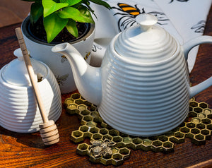 Beehive Honey Pot with Dauber